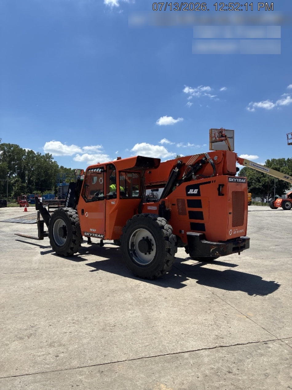 2022 SKYTRAK 12054