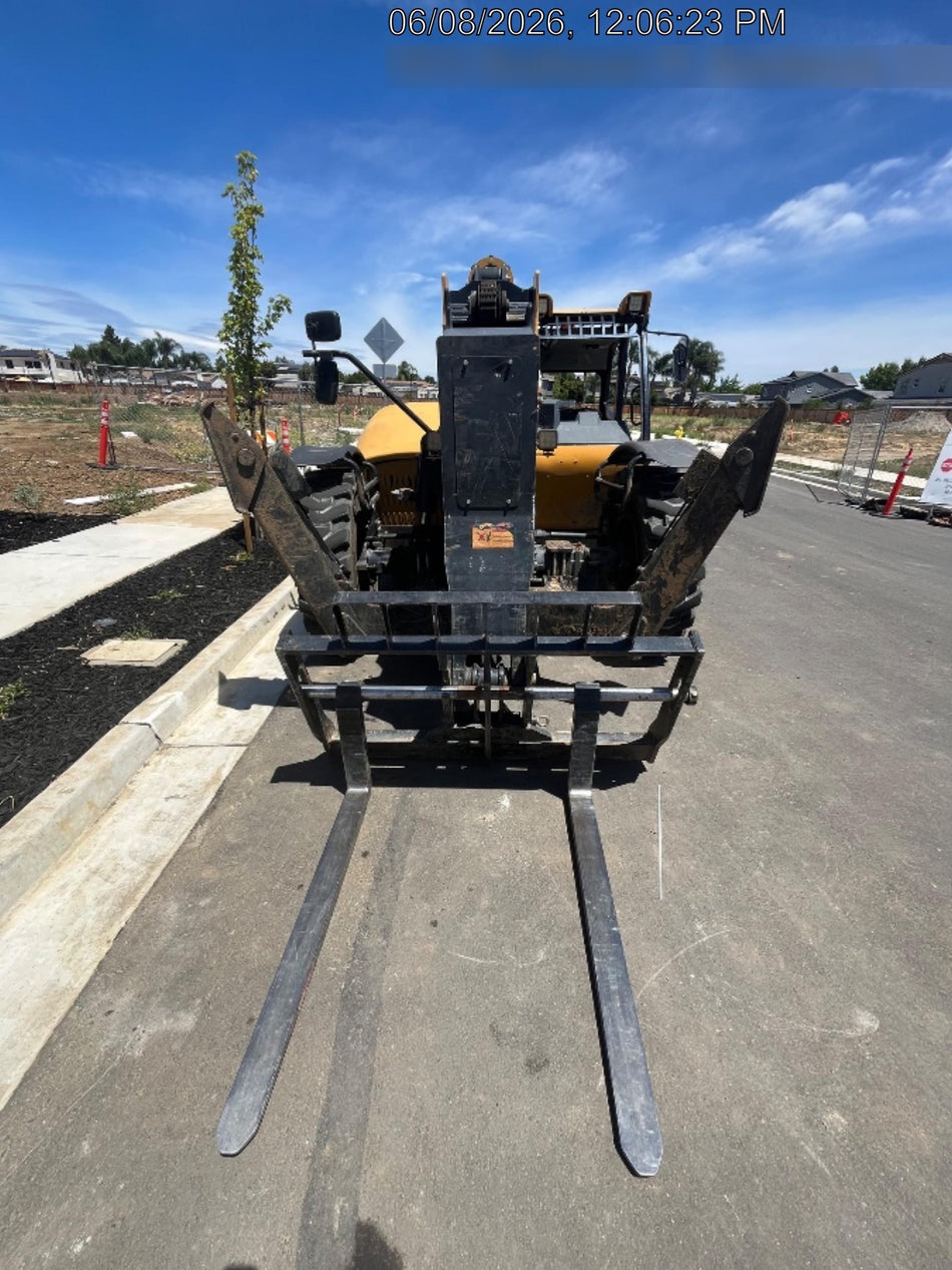 2021 SANY STH1056