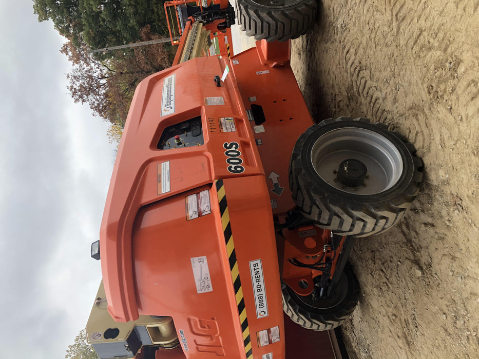 2020 JLG 600S