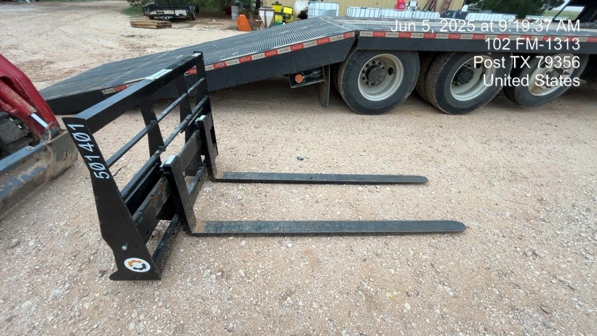 2025 ARROW MATERIAL HANDLING F5100CB