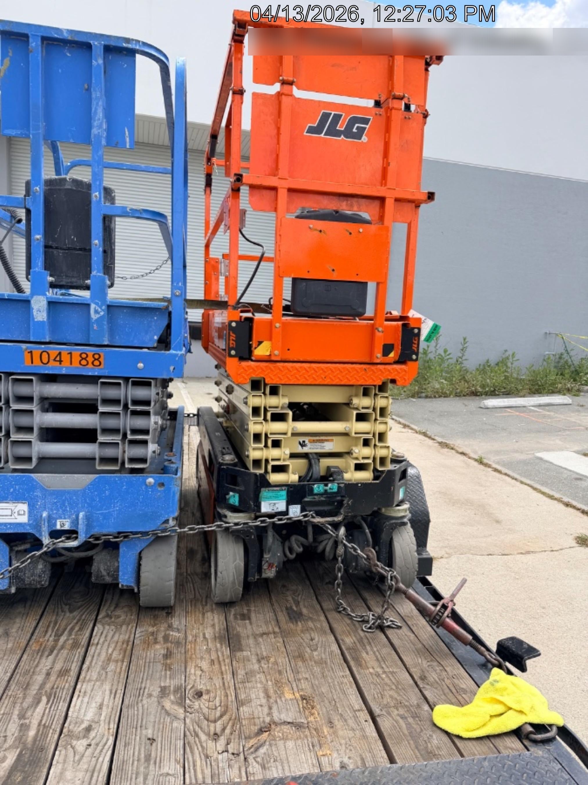 2023 JLG ES1932