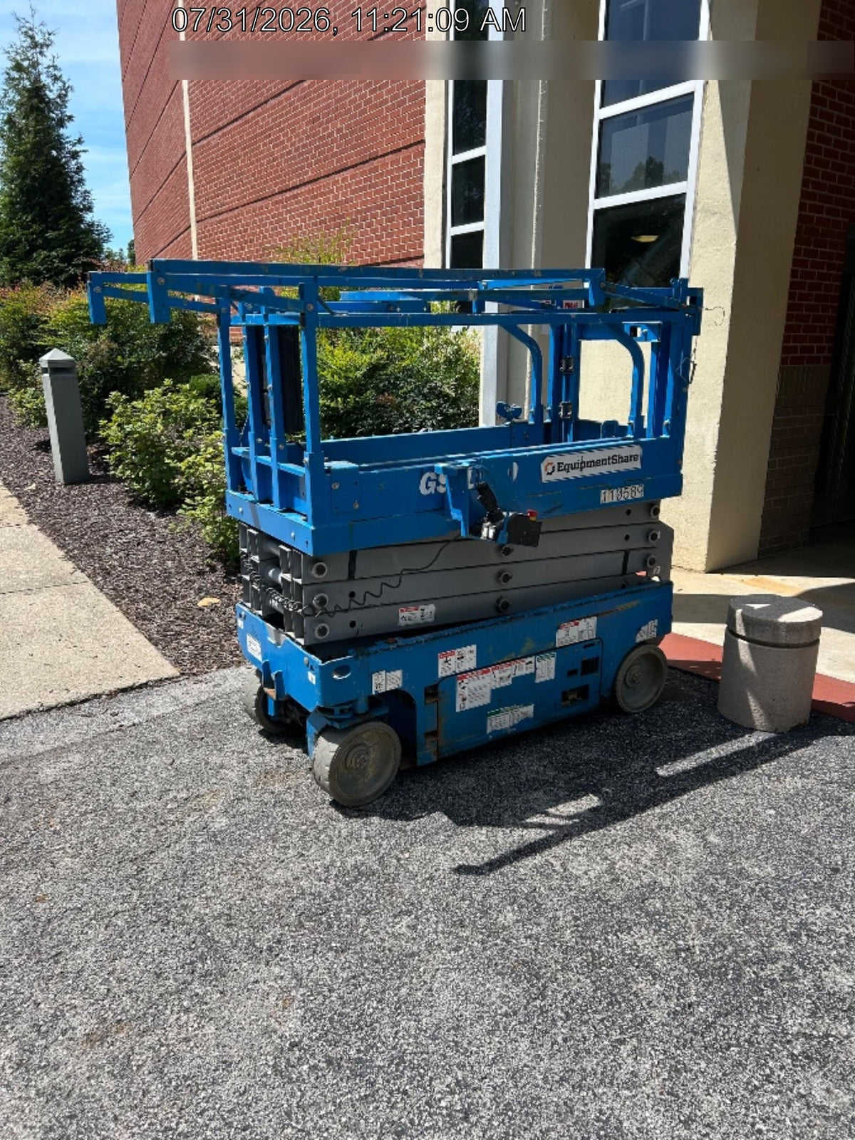2020 Genie GS-1930 Solid Non Marking Tires, Beacon, Folding rails with half height swing gate