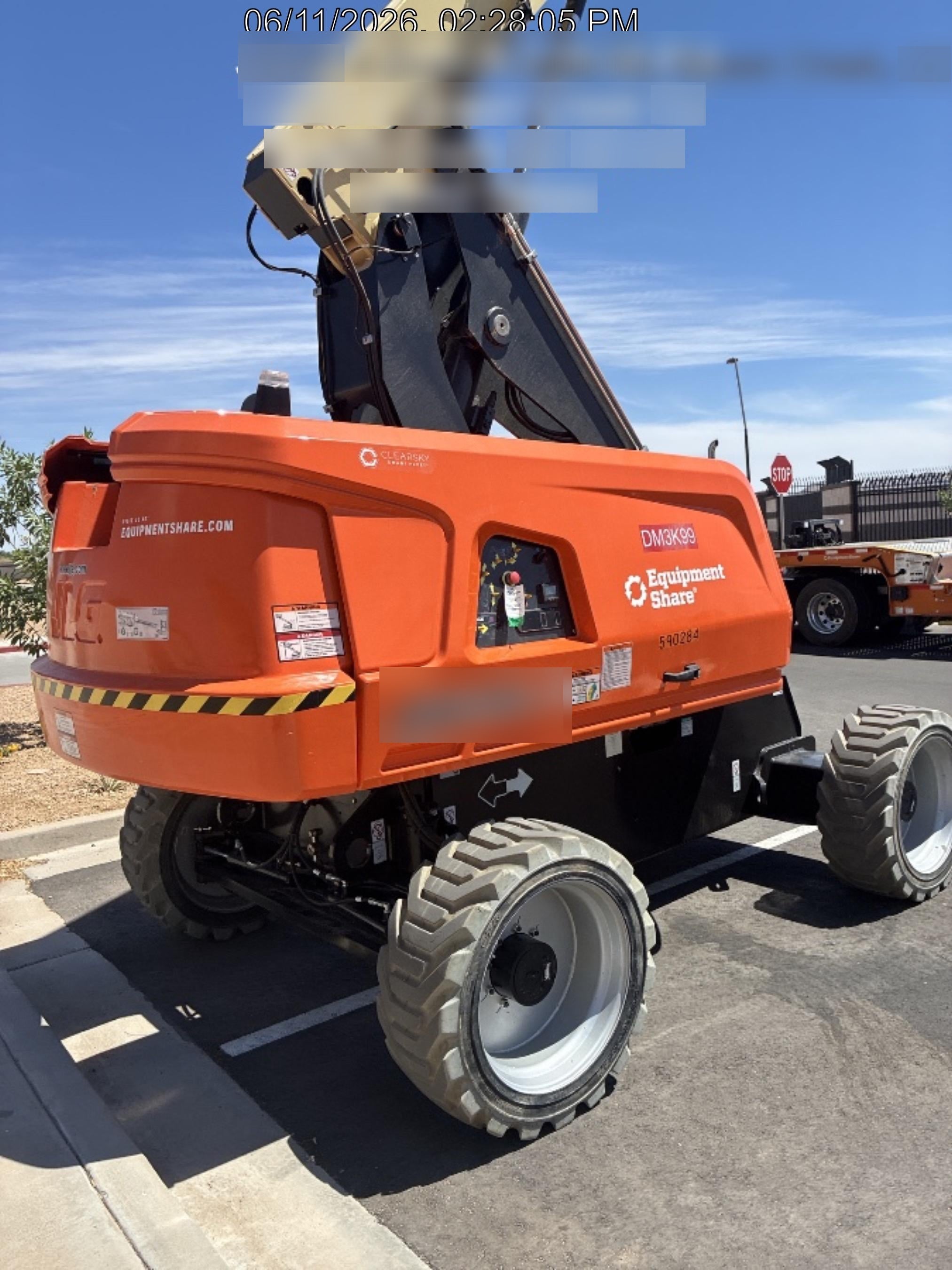 2025 JLG 660SJ