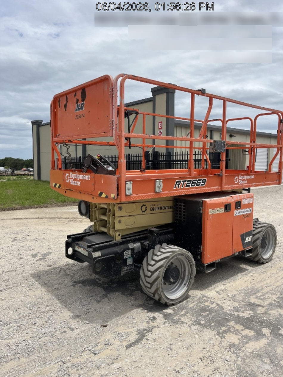 2022 JLG RT2669