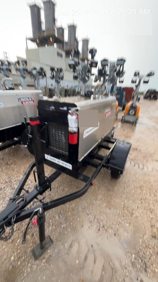 2019 Lincoln Electric Vantage 322 Ready-Pak 3, Two Wheel Trailer, Fender and Light Kit, Cable Rack
