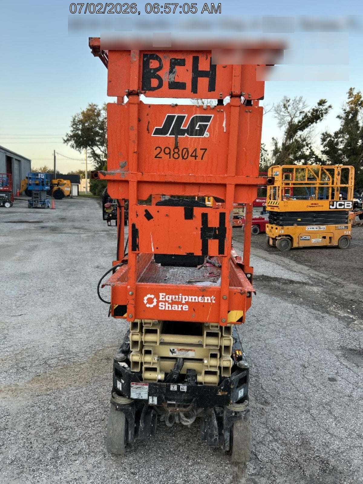 2023 JLG ES1932