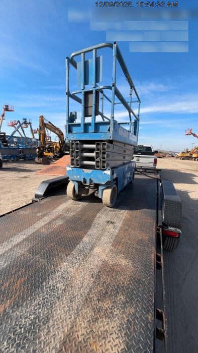 2019 Genie GS-2632 Folding rails with half height swing gate