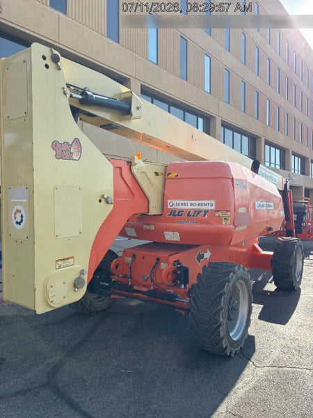 2019 JLG 800AJ