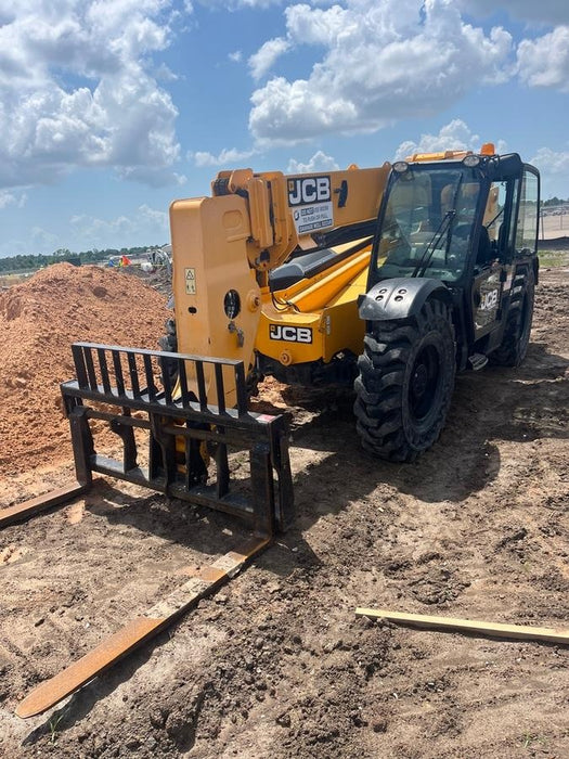 2020 JCB 509-42 Cab/Heat/Air, Solid Tires, Work Lights, Beacon, Aux Hydraulics, Back up Alarm, Lifting Eye, ES Decals