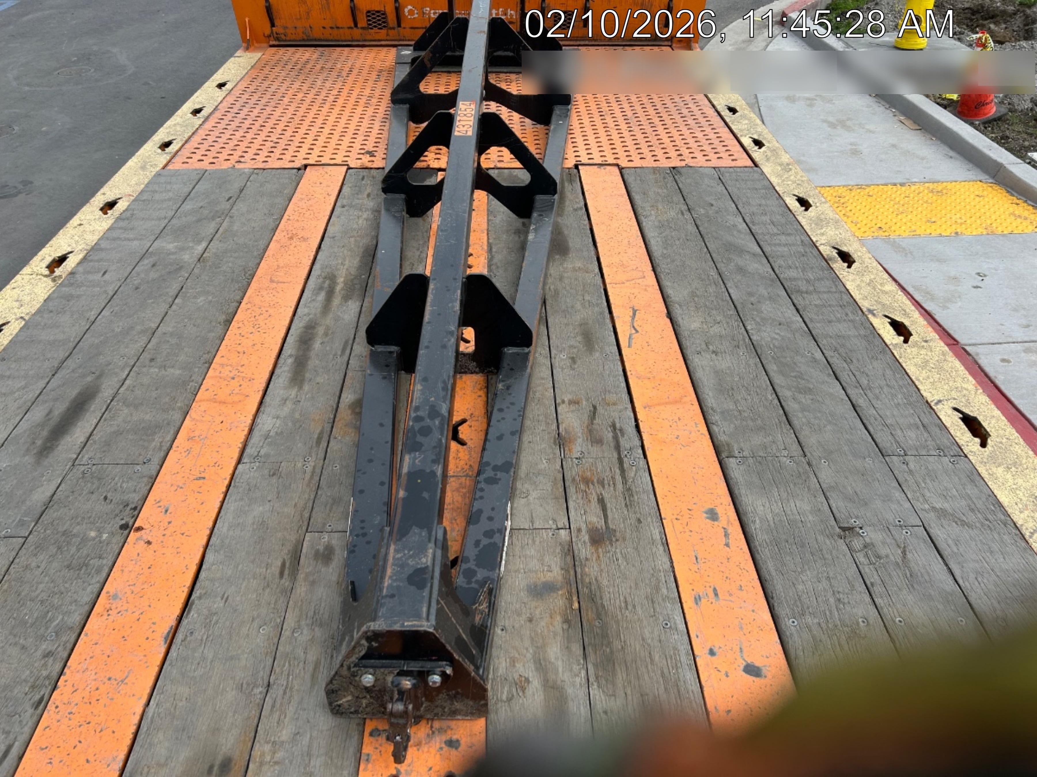 2024 JLG 1001275853