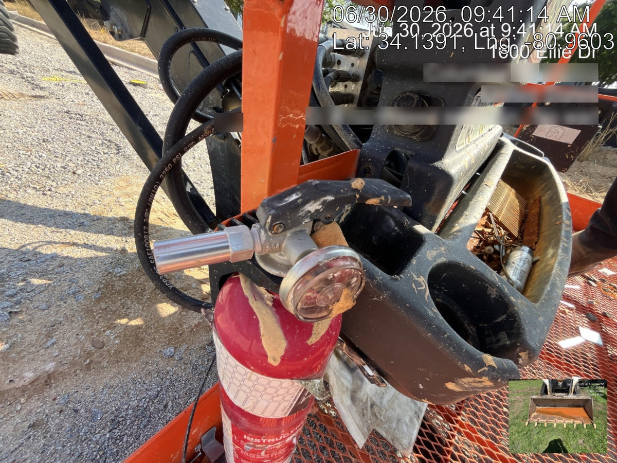 2023 JLG 660SJ