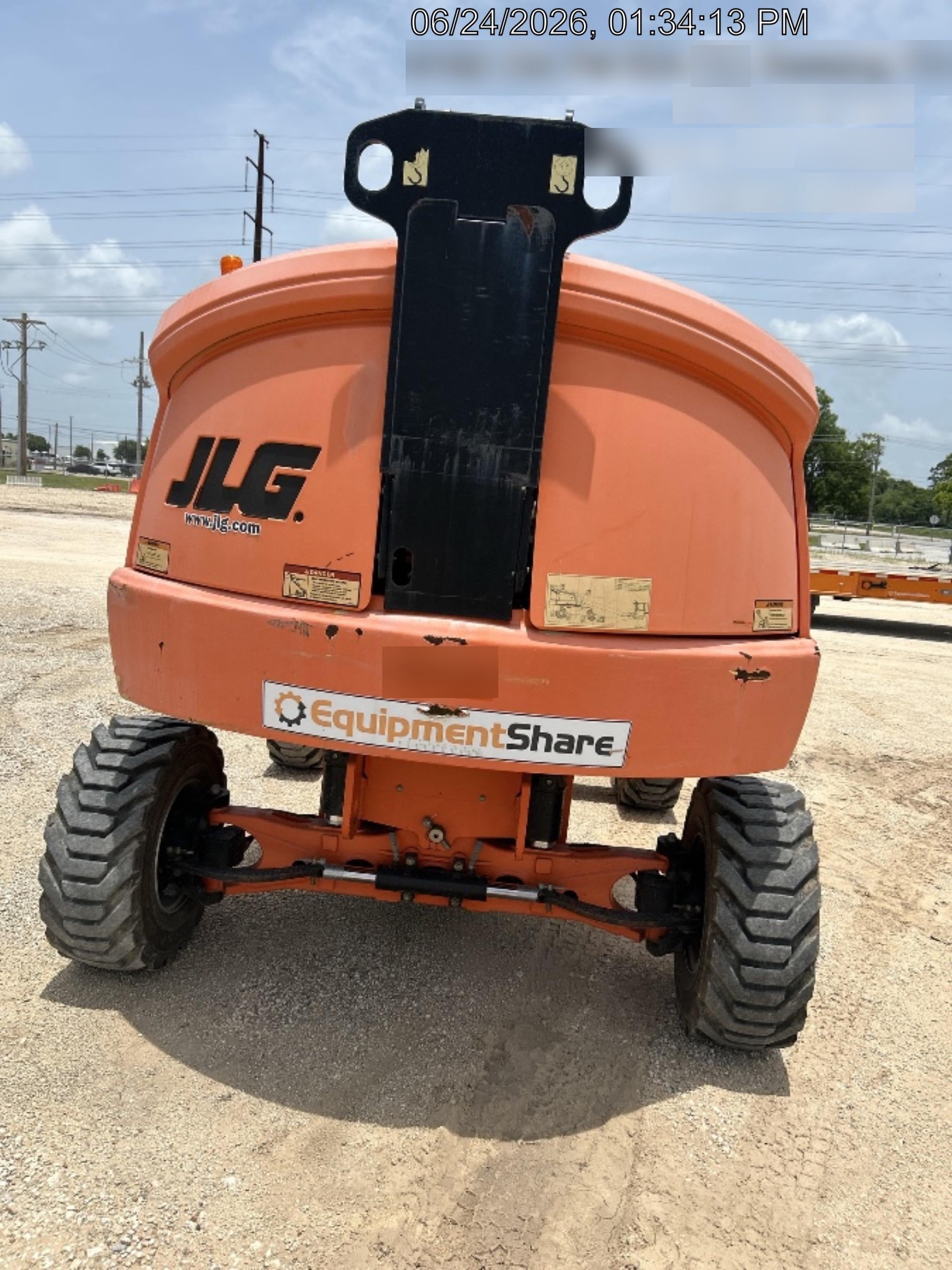 2019 JLG 400S