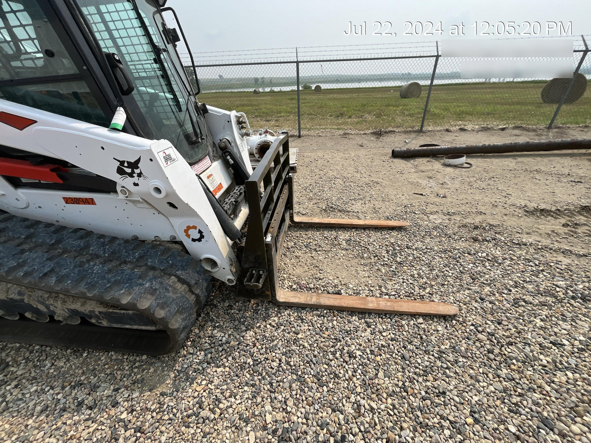 2022 ARROW MATERIAL HANDLING 48" Pallet Forks - Arrow