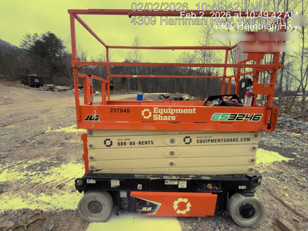 2022 JLG ES3246