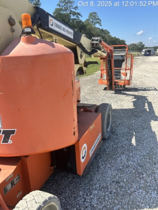 2019 JLG E400AJPN