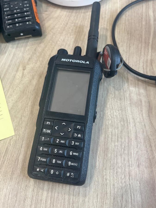 2023 MOTOROLA R7 DISPLAY