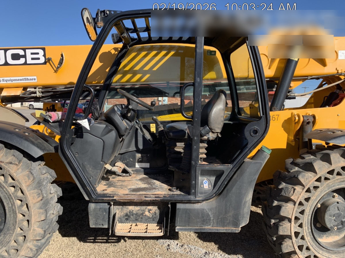 2019 JCB 509-42 74 HP w/Open ROPS, Beacon, Aux Hydraulics, LED Work lights, Solid Tires 66" Carriage/60" Forks
