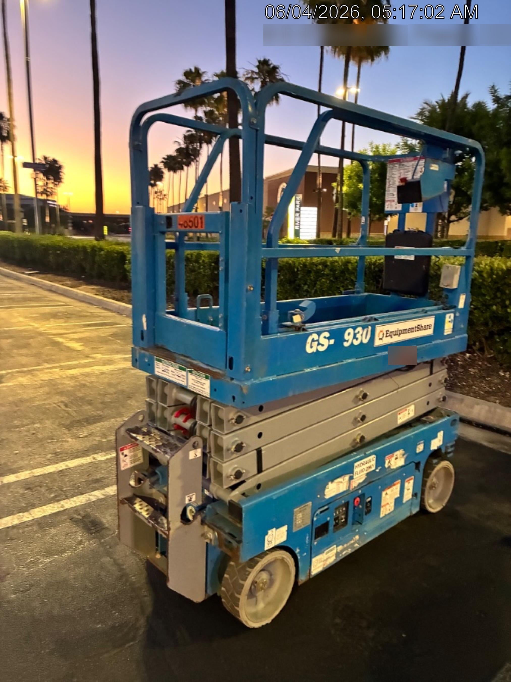 2019 Genie GS-1930 Half Height Swing Gate, 800W Inverter