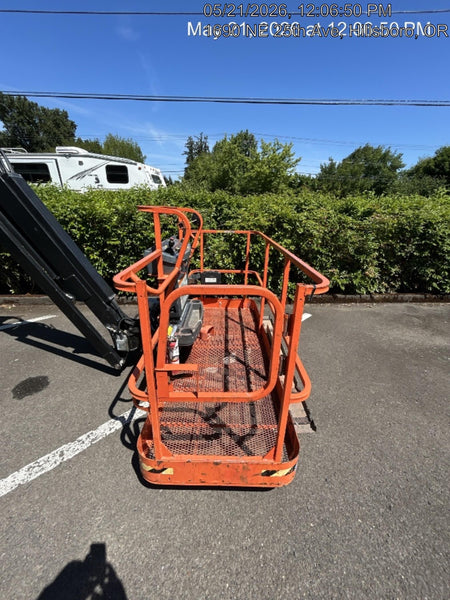 2023 JLG 860SJ