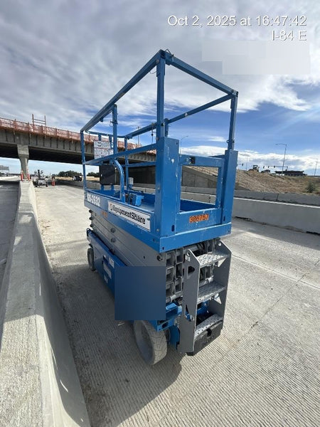 2023 GENIE GS-2632