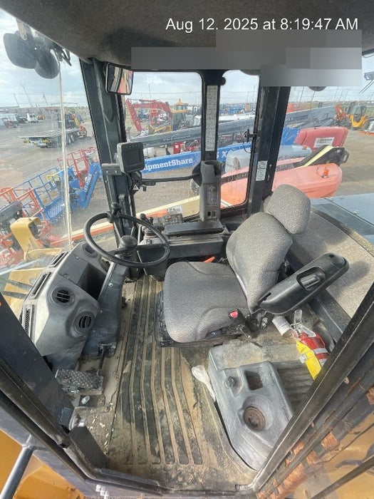2020 John Deere 644K 4yd Wheel Loader, Cab/Heat/Air, 3 Function Hydraulics, JRB Hydraulic QC, QC 4yd bucket w/smooth cutting edge, QC Carriage, 72" Fork Tines, 5yr/5,000hr Powertrain and Hydraulics extended warranty