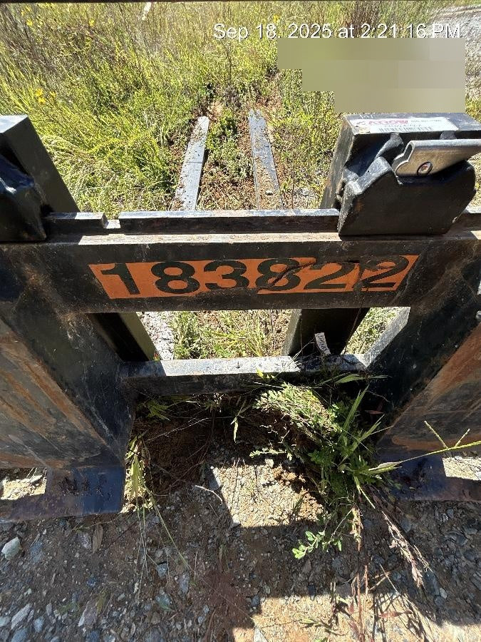 2021 PALADIN 48" Pallet Forks - Paladin
