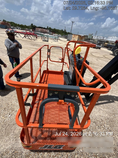 2026 JLG 800AJ