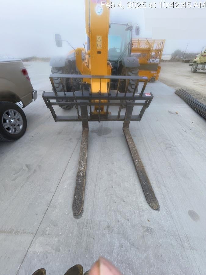 2023 JCB 509-42
