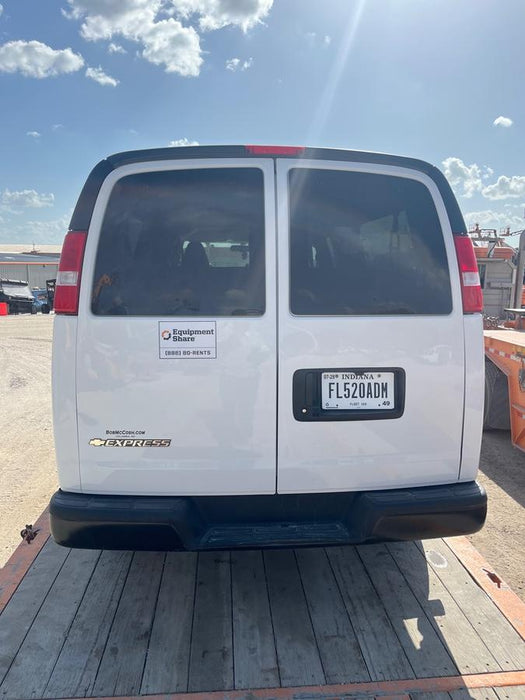 2023 CHEVROLET Express Van - Rental