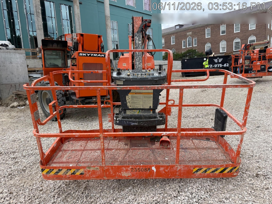 2022 JLG 860SJ