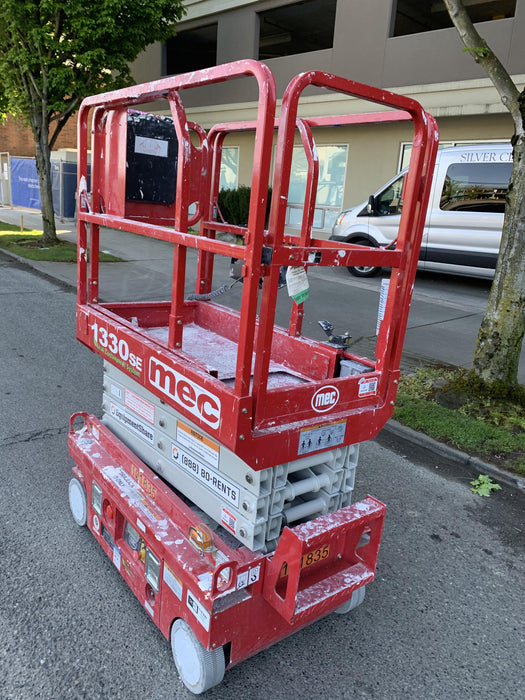 2020 MEC 1330SE Solid NM Tires, Steel Swing out Doors, LCS, Beacon, 900W Invertor