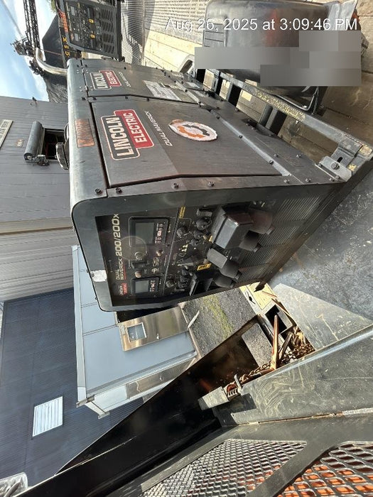 2021 Lincoln Electric Dual Maverick 200/200X Ready Pak 3 (includes trailer, cable rack, fender light kit)