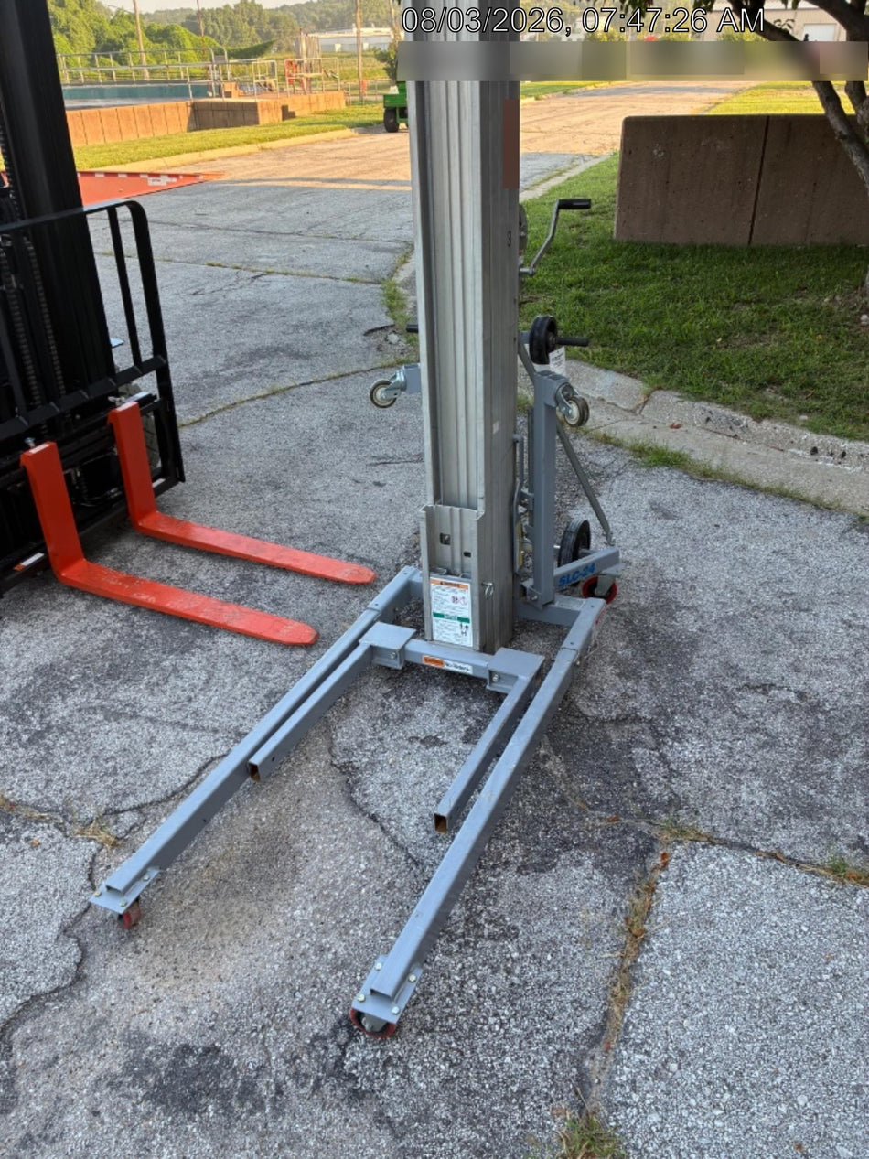 2020 GENIE SLC-24