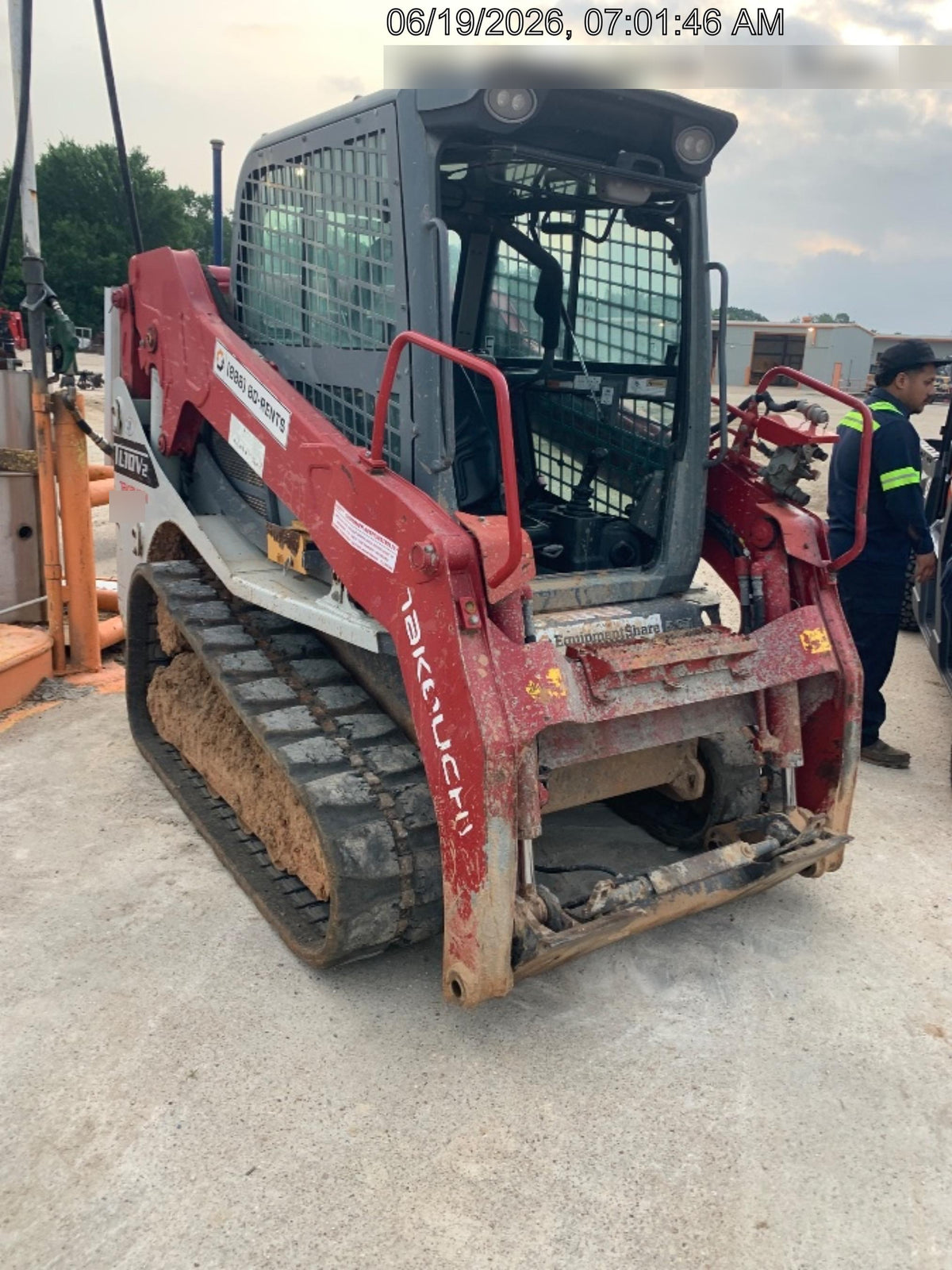 2019 Takeuchi TL10V2-CR Cab/Heat/AC, Rubber Tracks, Backup Alarm, Front & rear working Lights, Auxiliary Hydraulics, 2 Speed Travel, Engine Monitoring System, Hydraulic universal quick hitch w/76" HD smooth dirt bucket with bolt-on edge, 20.3 cubic feet capacity, 48" Pallet forks and frame