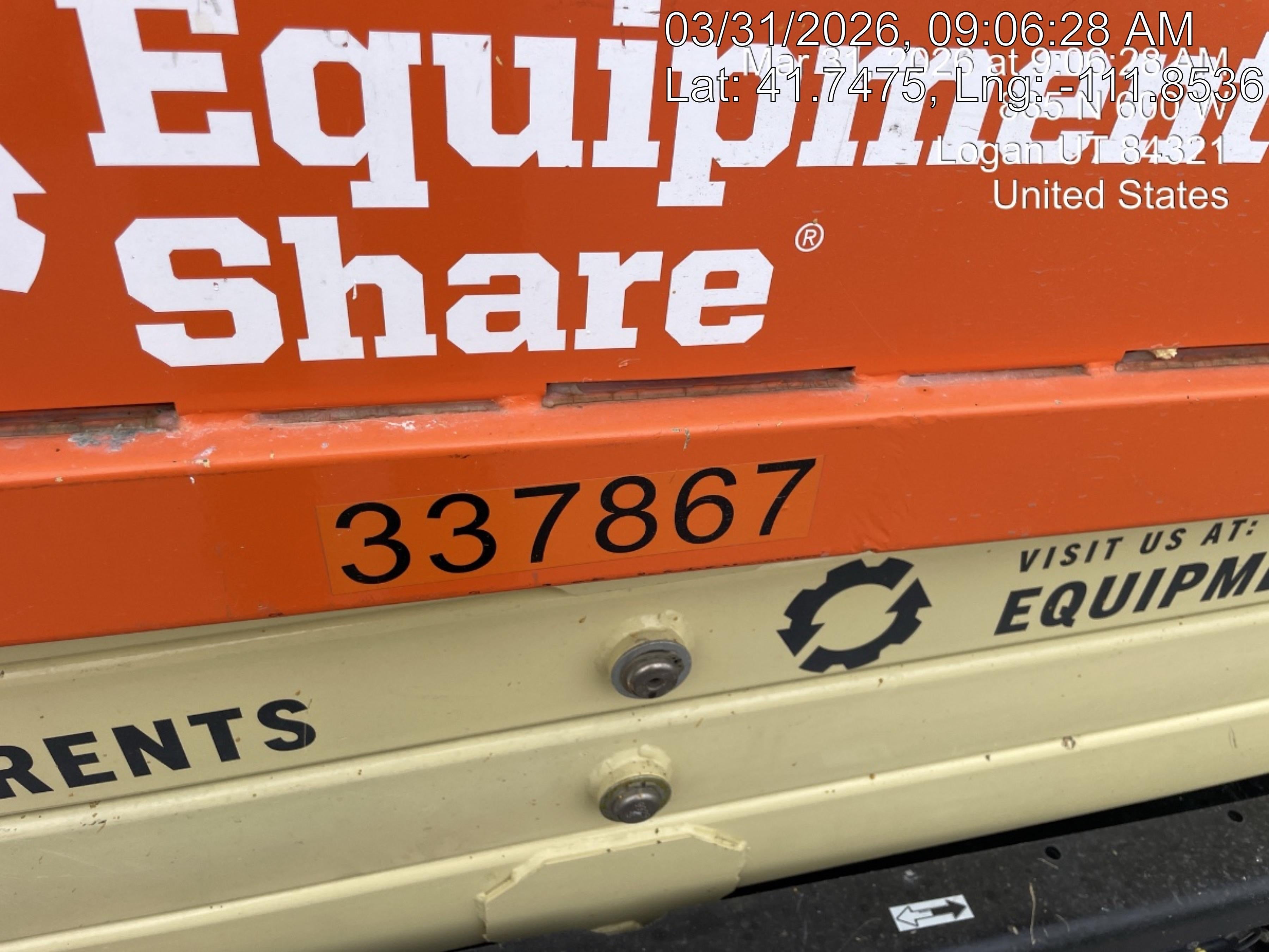 2023 JLG ES2632