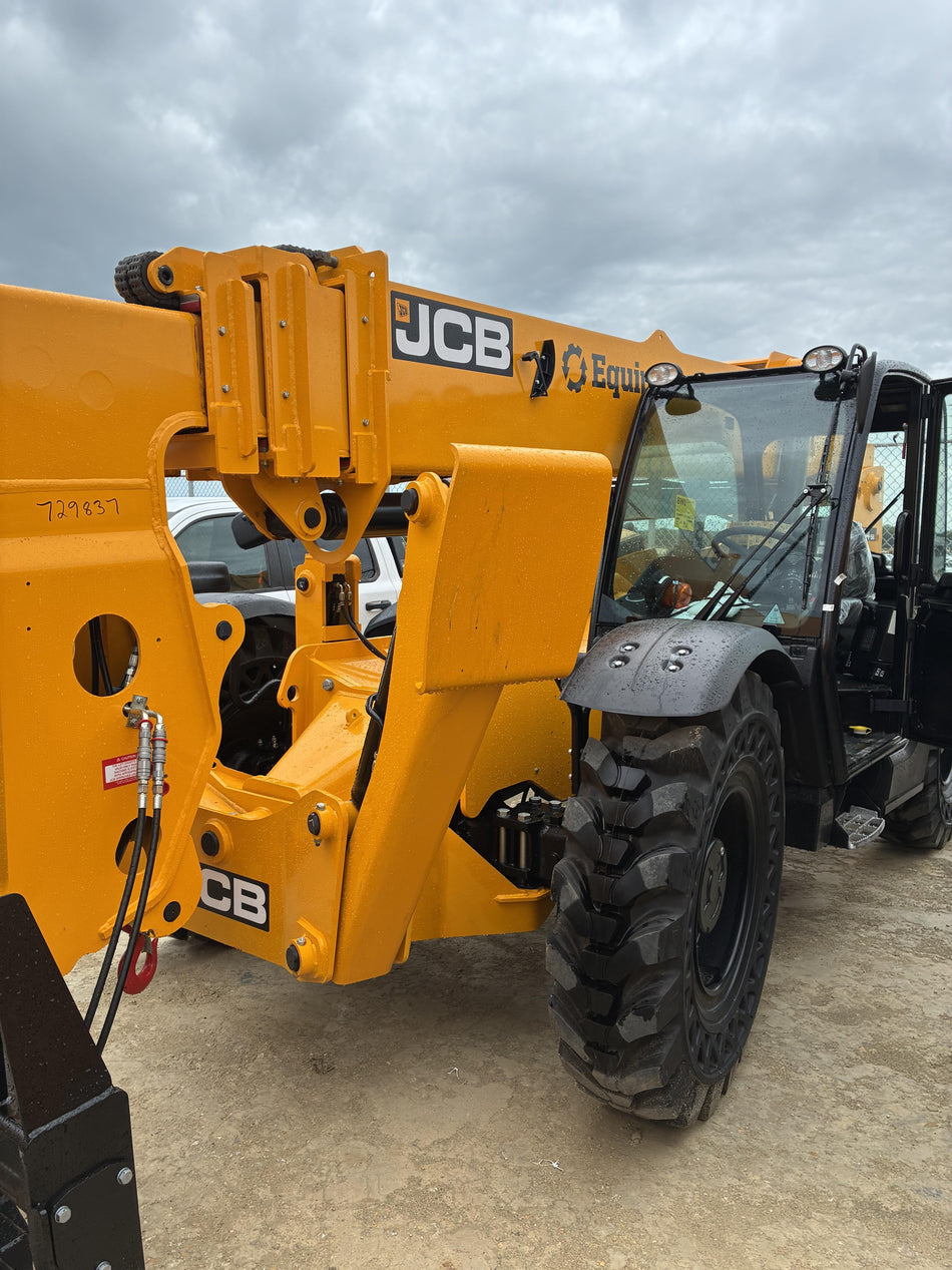 2026 JCB 514-56