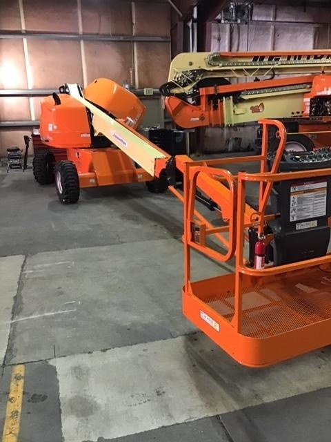 2019 JLG 460SJ