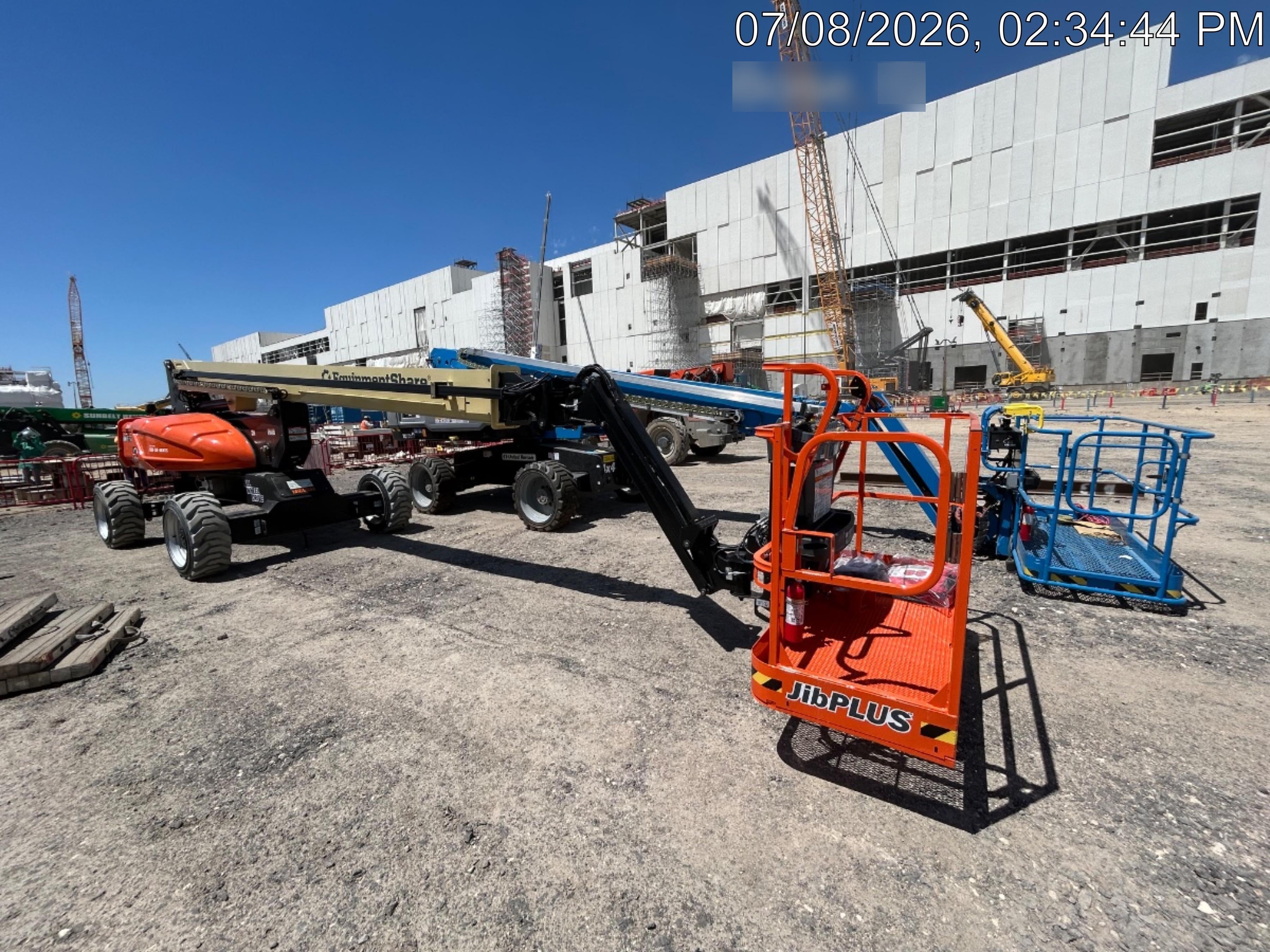 2026 JLG EC600SJP
