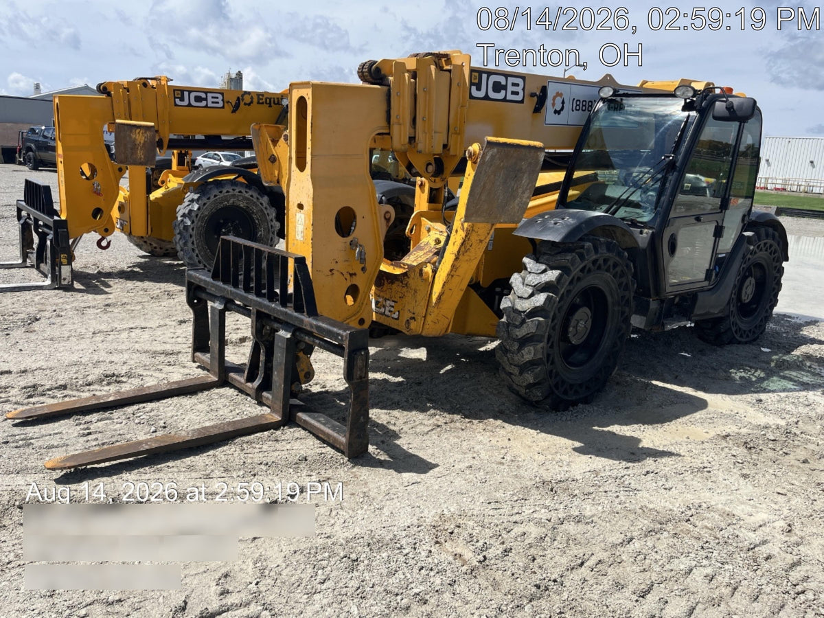 2019 JCB 512-56 Cab/Heat/Air, 109 HP, Solid Tires, STD Worklight, Beacon, Aux Hydraulics, Lifting Eye, Back up Alarm w/66" Carriage/60" Forks