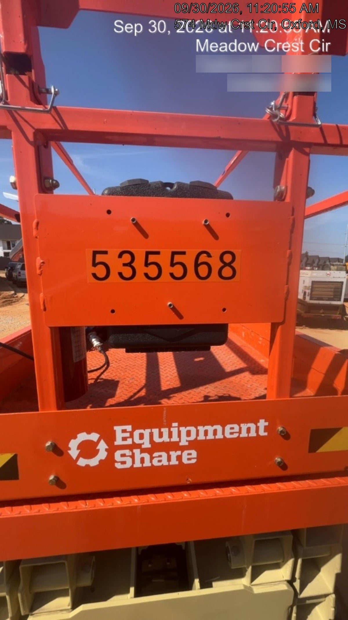 2025 JLG ES3246