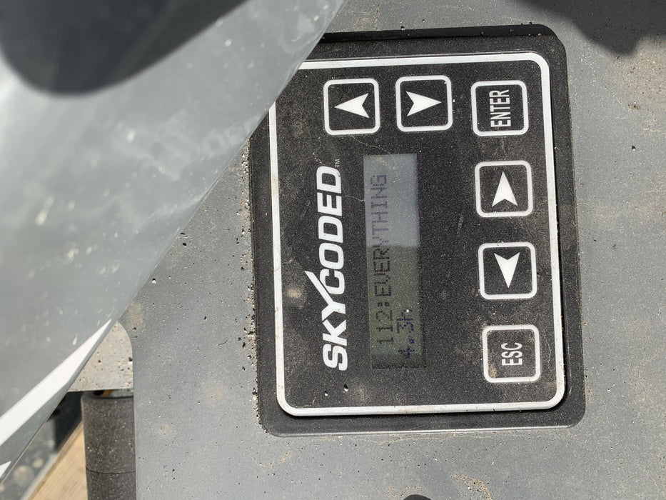 2020 Skyjack SJIII-3219 Solid NM Tires, Half height spring hinged entry gate, Dual Beacons, 800W Inverter