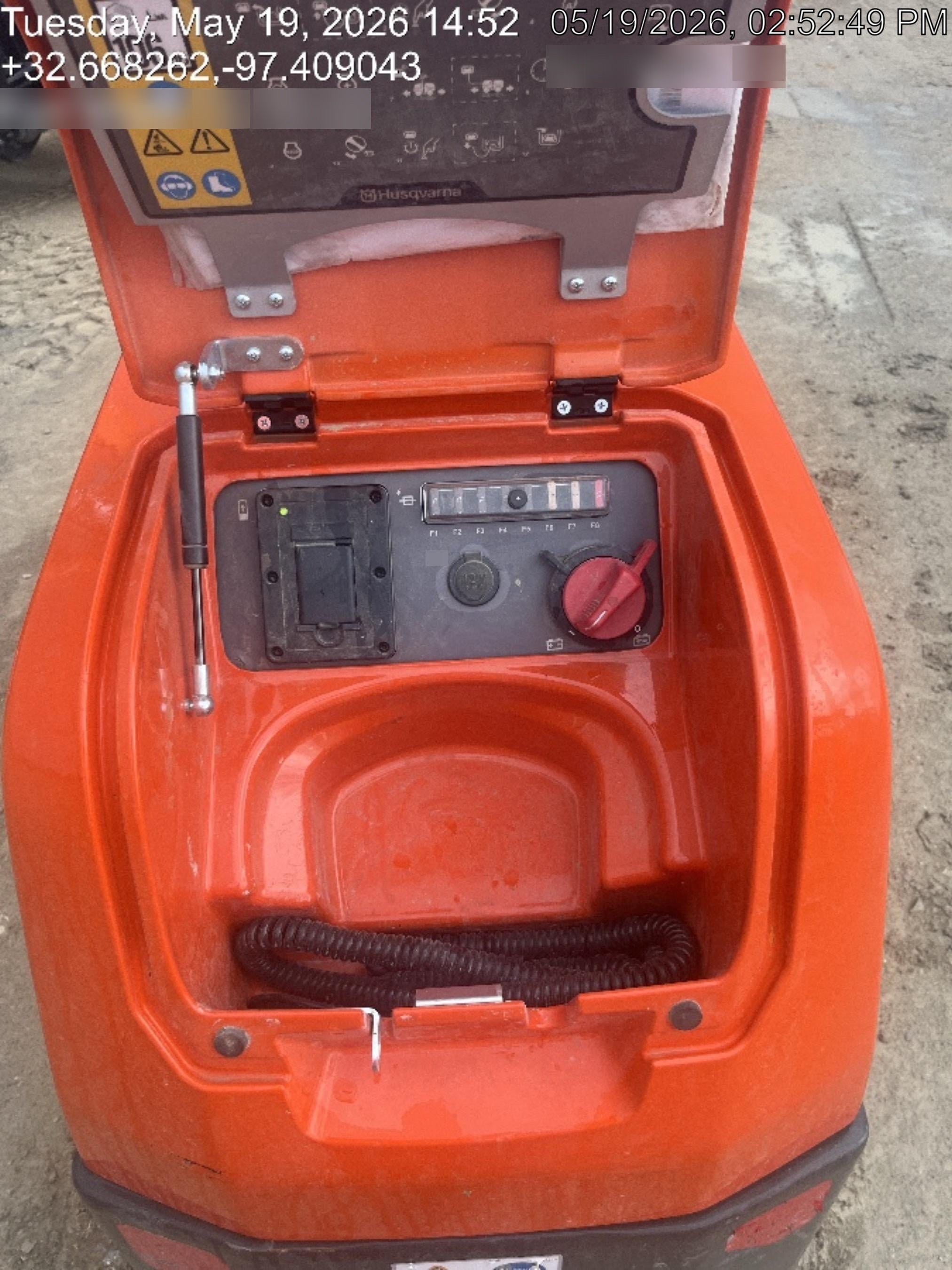 2025 HUSQVARNA LP9505