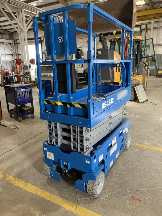 2021 GENIE GS-1932