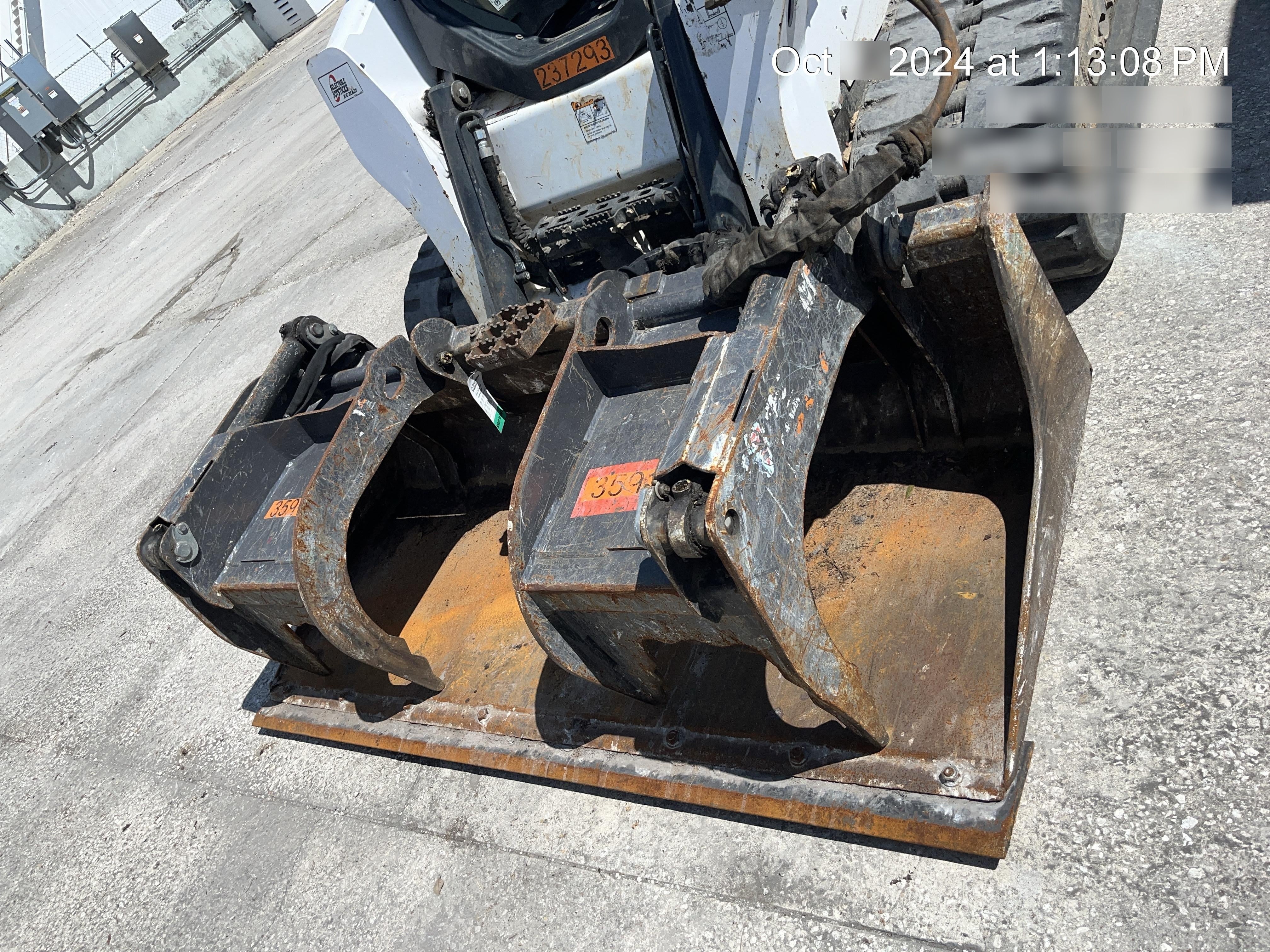 2019 PALADIN 76" Scrap Grapple Bucket - Paladin