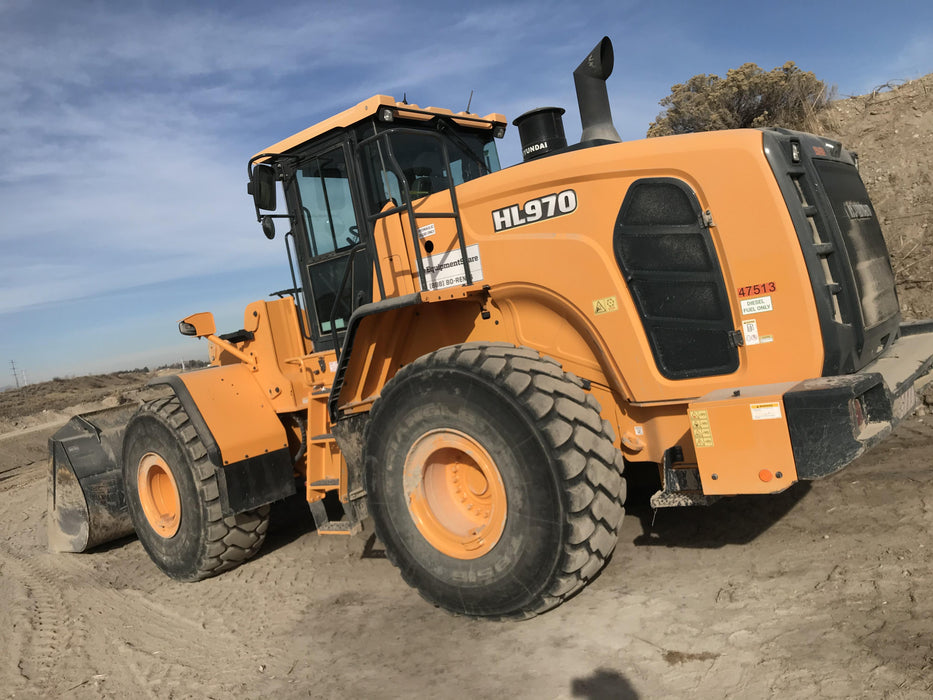 2017 HYUNDAI HL970