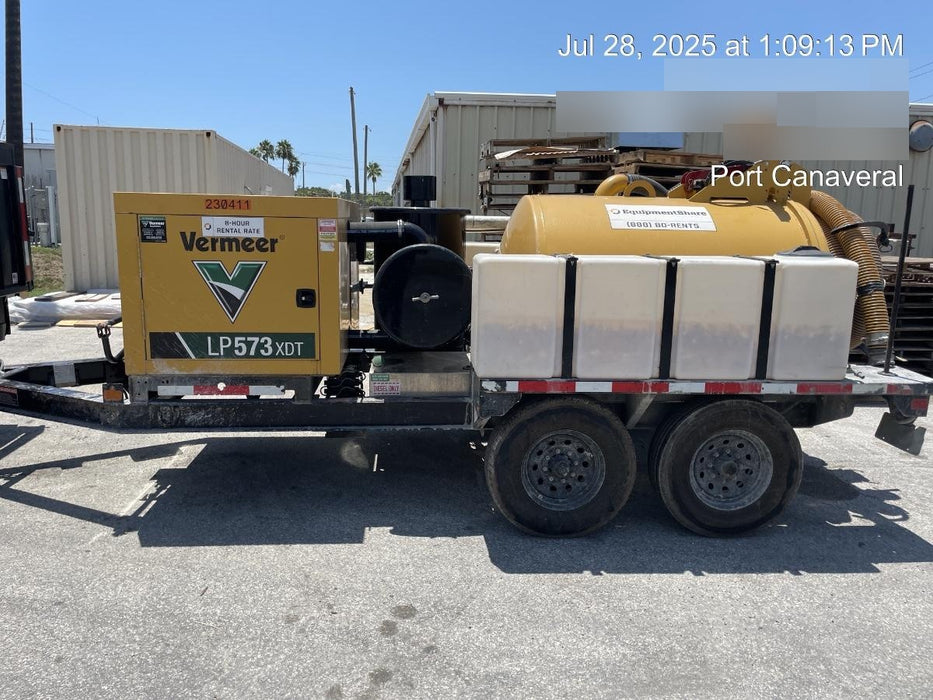 2022 Vac-Tron LP573XDT T4 Koehler Diesel Engine, 500 Gallon Debris Tank, x2 100 Gallon Water Tanks