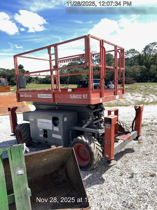 2020 SKYJACK SJ6832 RT