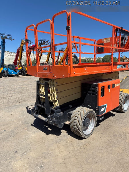 2022 JLG ERT4069