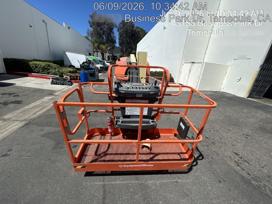 2025 JLG 450AJ