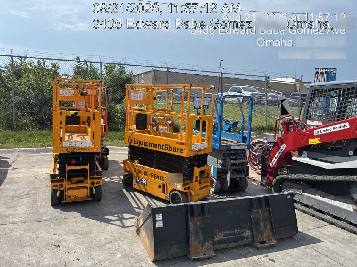 2018 Genie GS-1930 Genie GS-1930 Lift w/Fixed Rail and Chain Entry